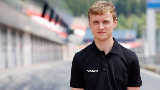 Новичок BTCC занимает последнее место в WSR BMW до конца 2026 года