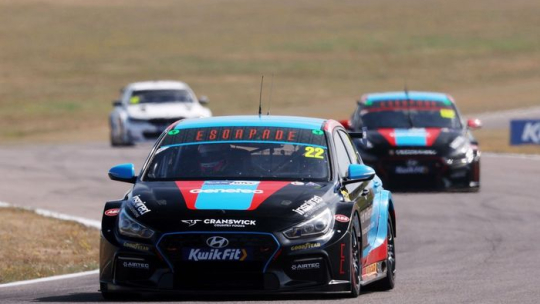 BTCC Thruxton: Проктор заменяет нездорового Осборна, Смайли возглавляет практику